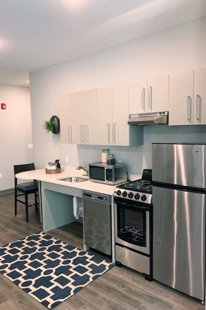 Building Photo - Polk on Third