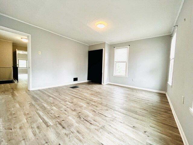 Building Photo - 2644 Findley Ave