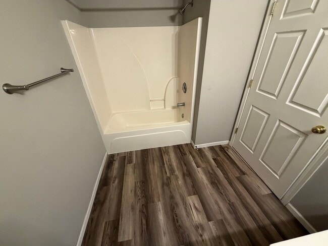 Foto del edificio - 2BR/1BA Duplex Home in Hallsville, MO