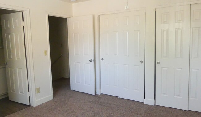 Building Photo - Coleville