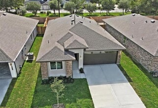 Building Photo - 6902 Telford Holw Trl