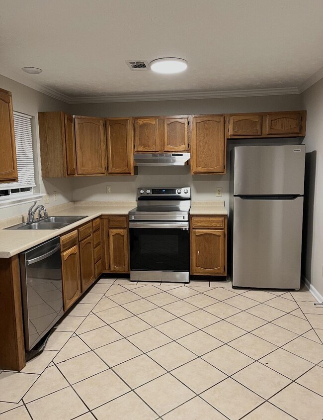 Foto del edificio - 107 Old Lemons Mill Ct