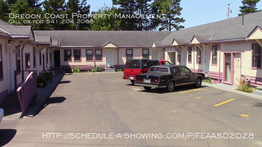 Primary Photo - 4475 N Highway 101
