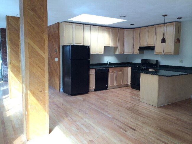 Foto del edificio - 214 Hanover St