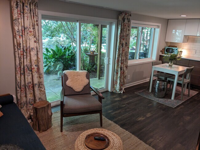 Foto del edificio - 314 Glendale Dr