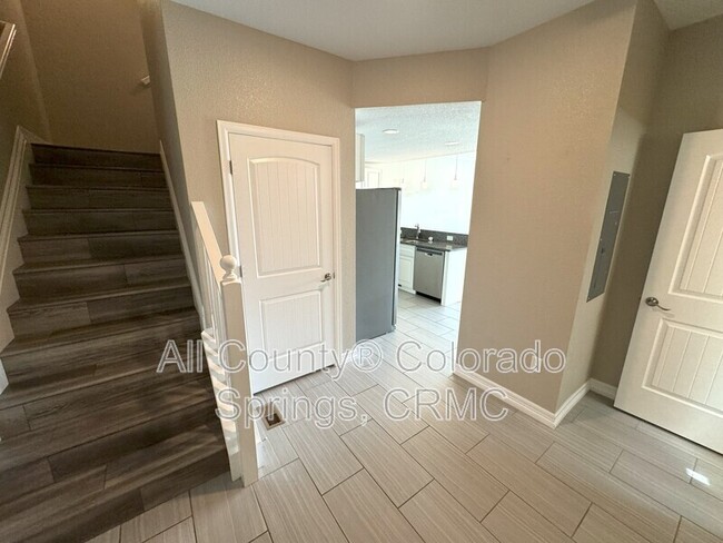 Building Photo - 763 Brambleberry Hts