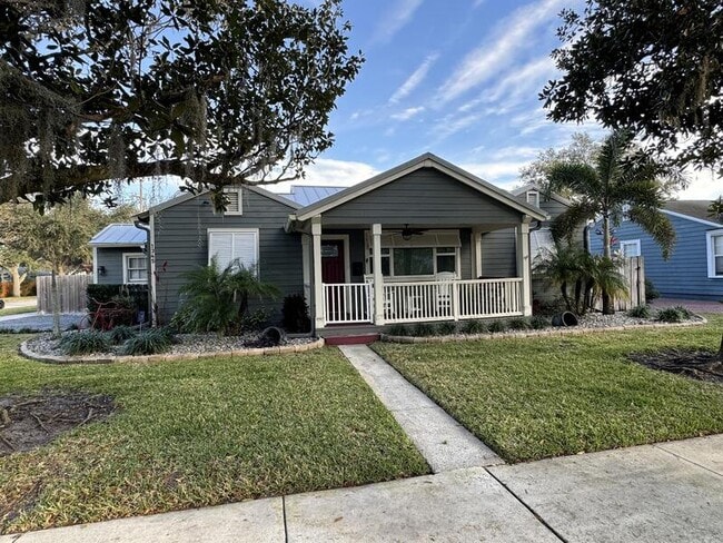 Photo - 1345 W Smith St House