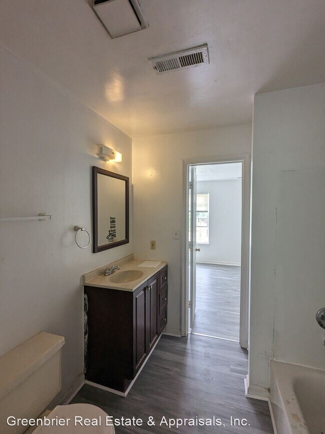 Building Photo - 2 br, 1.5 bath House - 1212 Transylvania Ave.