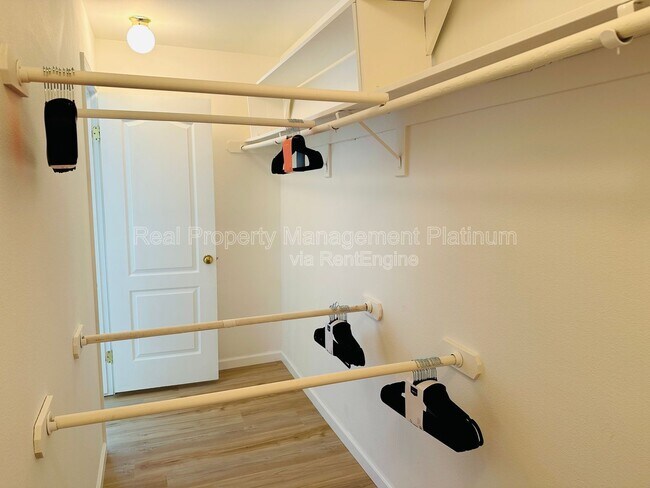 Foto del edificio - 8552 N Meridian Ave