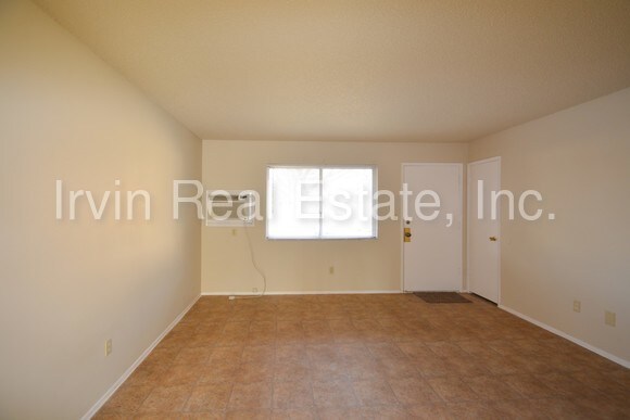 Building Photo - 1700 Carver Ct