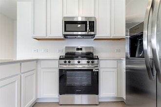Building Photo - 31342 Black Cherry St