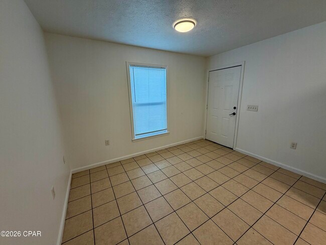 Foto del edificio - 9117 Laird St