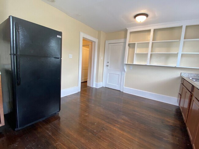Foto del edificio - 1334 Chapman Ave SW