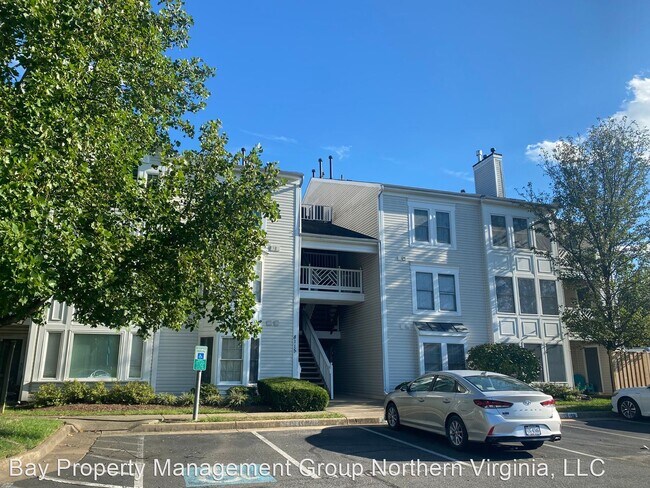Building Photo - 2 br, 2 bath House - 8115 LACY DRIVE #202