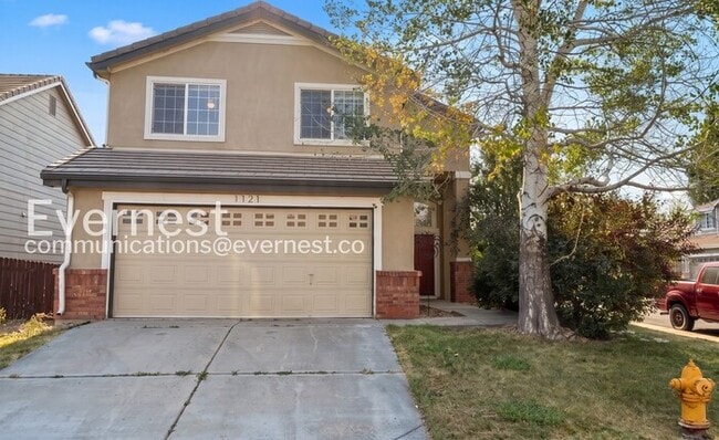 Building Photo - 1121 Fenwick Dr