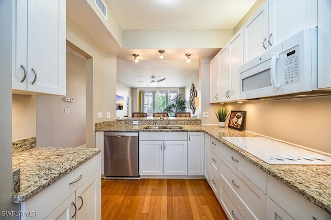 Building Photo - 401 Bayfront Pl