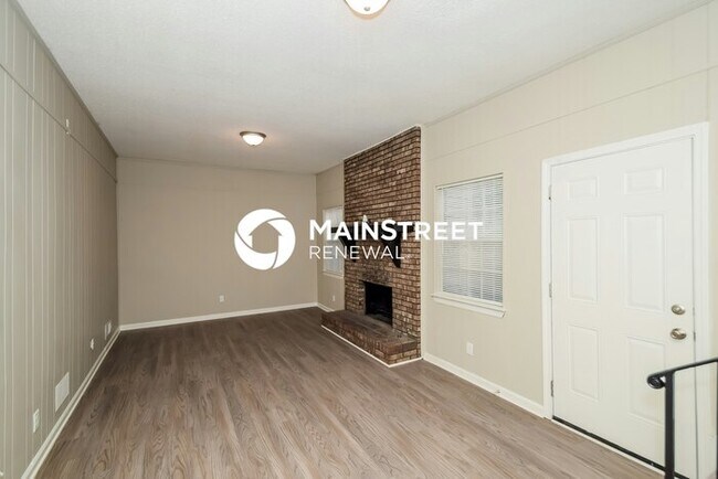 Building Photo - 4 Bedroom Pet-Friendly Home in Birmingham,...