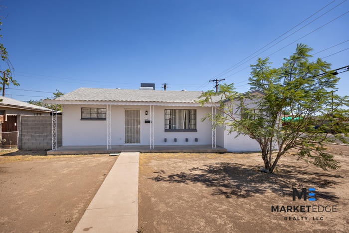 Primary Photo - 3 Bed/1.5Bath Home at I-17/Dunlap! Ready f...