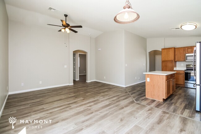 Foto del edificio - 1625 E Aspen Ave