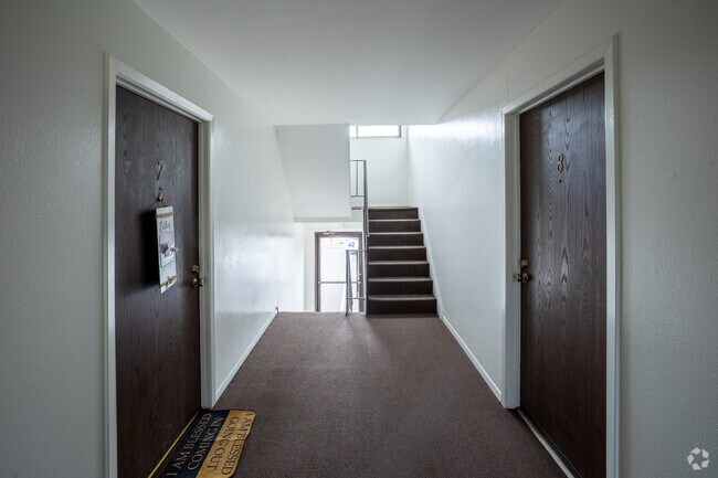 Pasillo - Terraceview Apartments