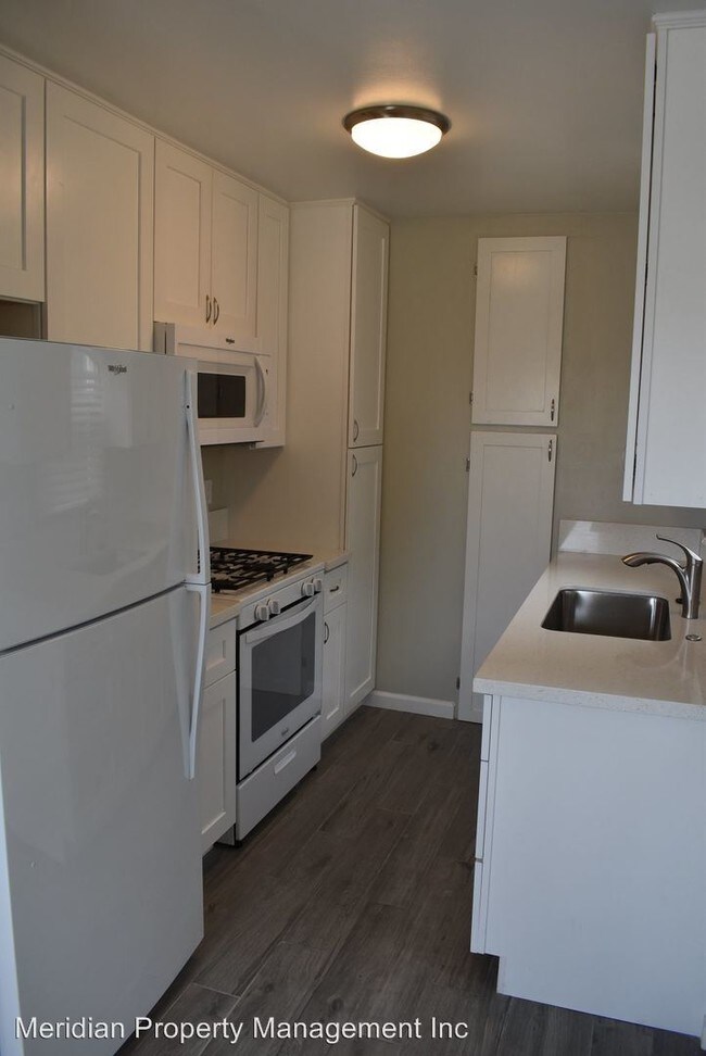 Building Photo - 1 br, 1 bath House - 4720 Pescadero Ave