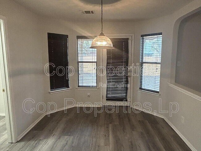 Foto del edificio - 307 Lucille