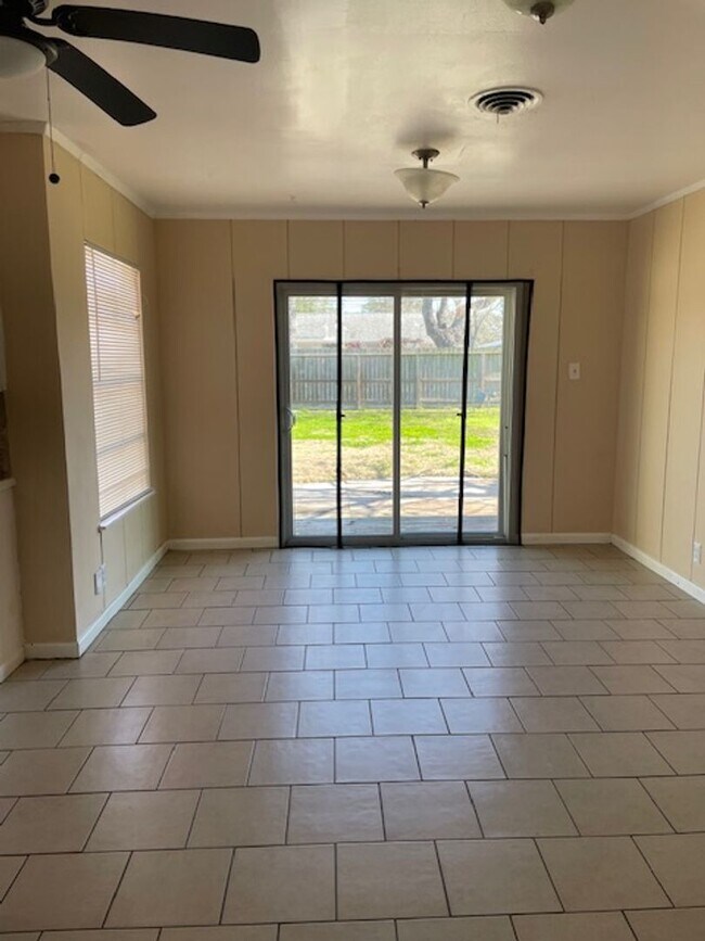 Foto del edificio - Bay Area- Large 3/2- huge master bedroom.