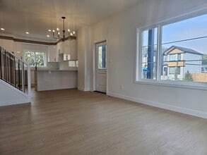 Building Photo - 15315-15395 95 Ave NW