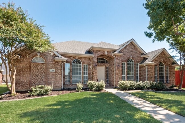 Photo - 7900 Brookmount St House