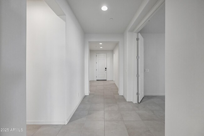 Building Photo - 13803 W Calle De Baca