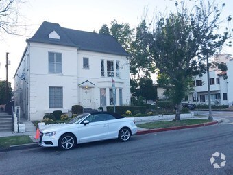 Primary Photo - 201 S Elm Dr