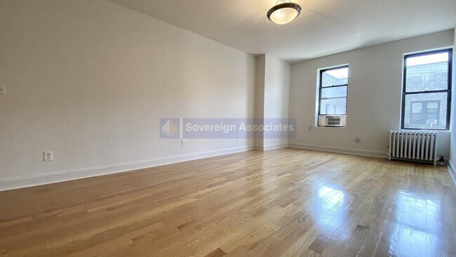 Foto del edificio - 660 Fort Washington Ave