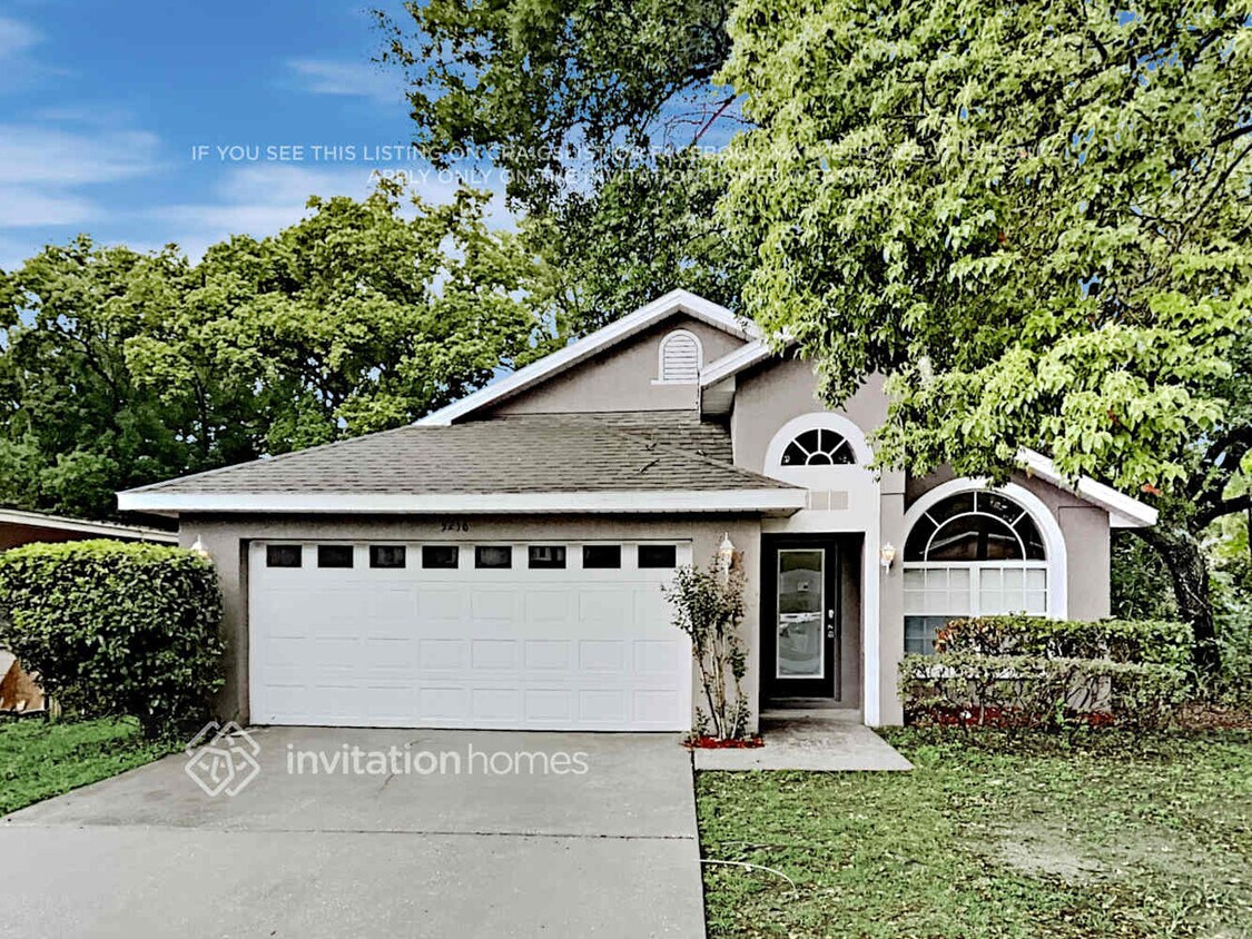 Foto principal - 5216 N Indiana Ave