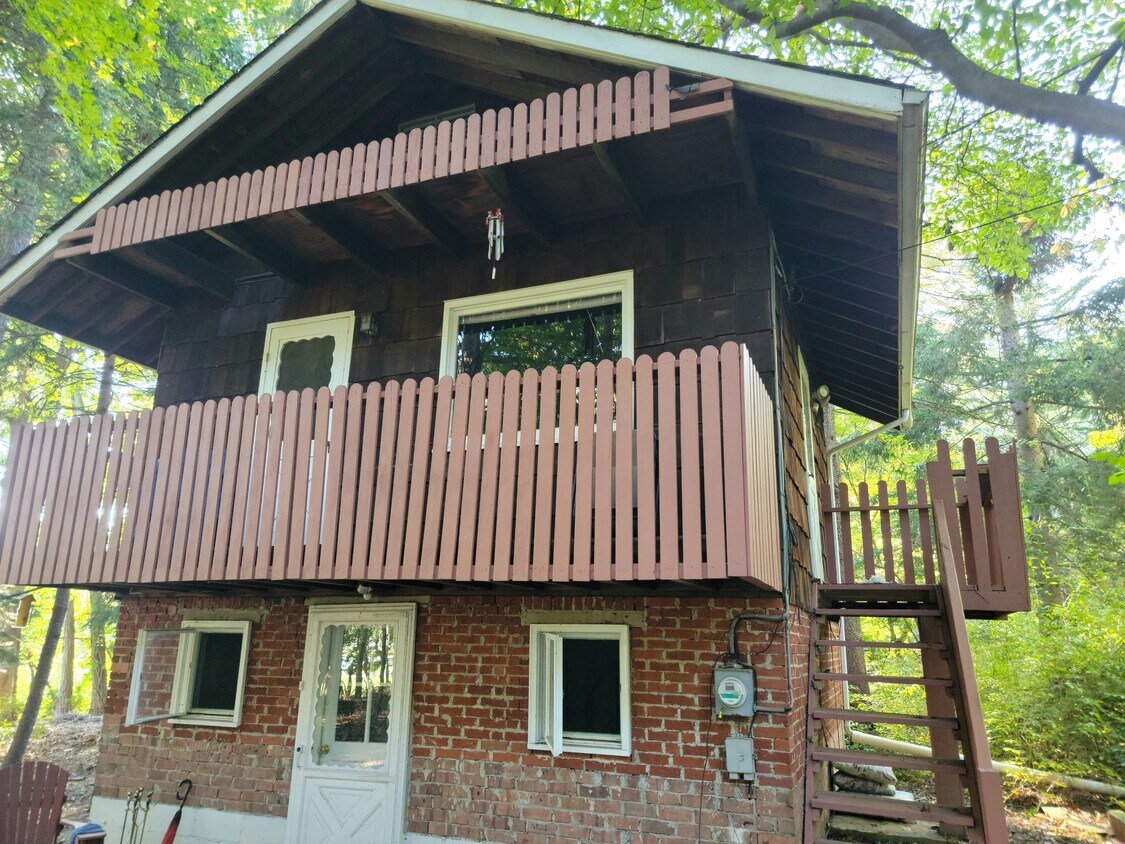 Primary Photo - 64 Chestnut Ridge Rd