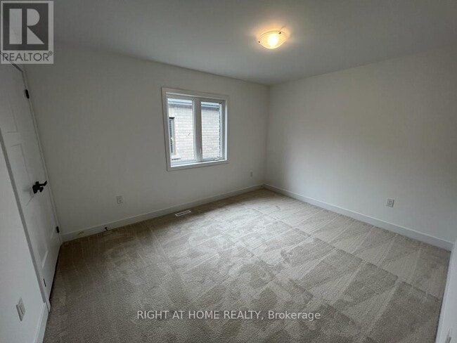 Building Photo - 43 Wheatfield Rd