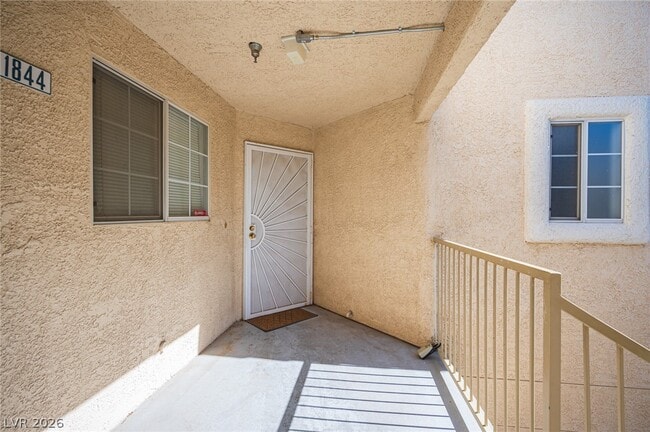 Building Photo - 1844 Scimitar Dr