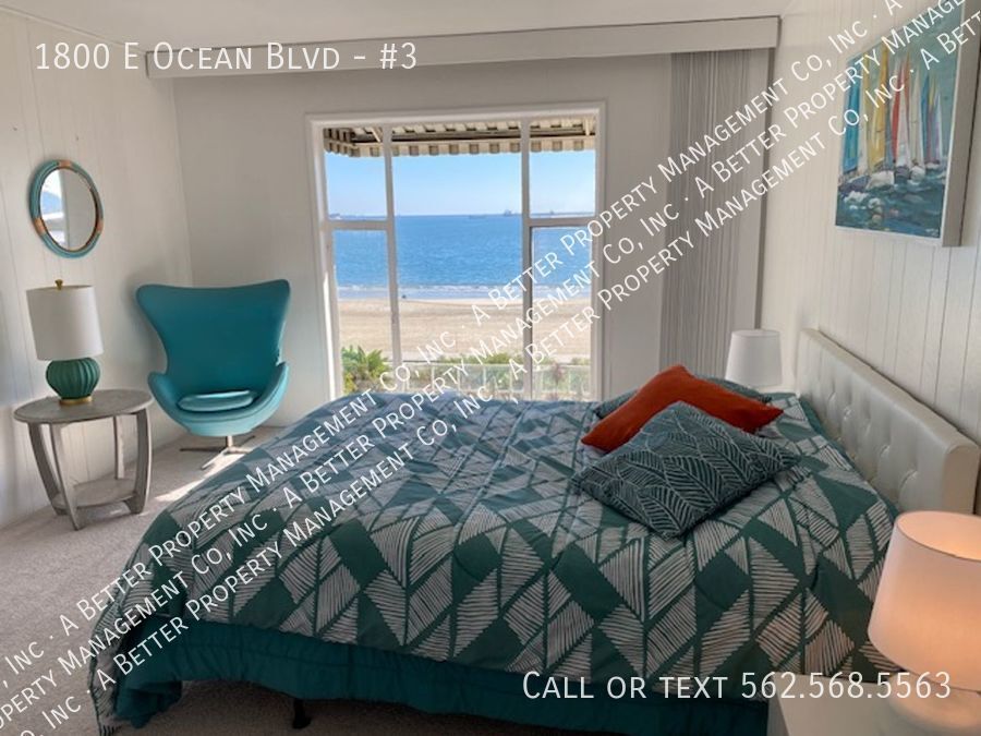 Foto principal - Historic FULLY FURNISHED Mid-Century Moder...