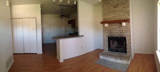 Foto del edificio - 10415 Trimmier Rd