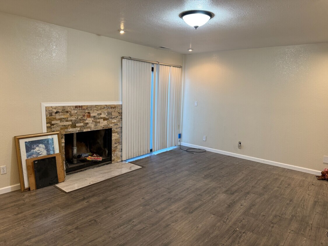 Foto del edificio - 90 Meadow Ter