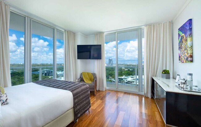Foto del edificio - 2889 McFarlane Rd