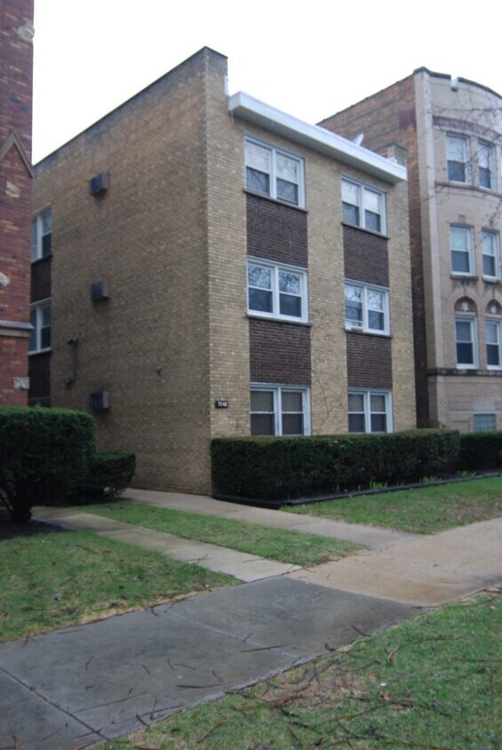 7542 N Oakley Ave Unit 2E, Chicago, IL 60645 Condo for Rent in