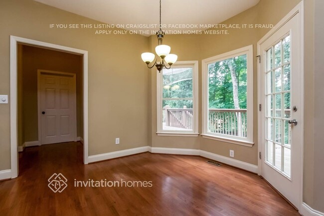Foto del edificio - 675 Ambur Cove Way NW