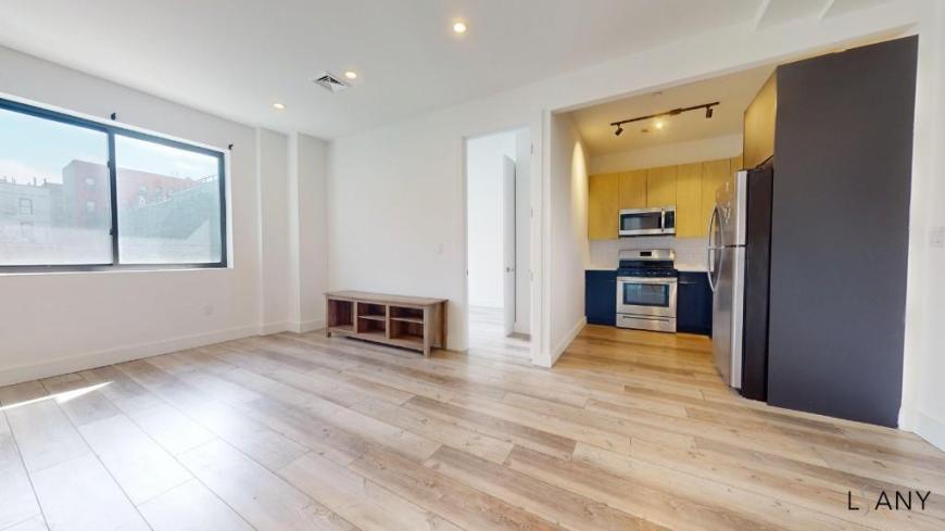 Foto principal - 2 bedroom in BRONX NY 10458