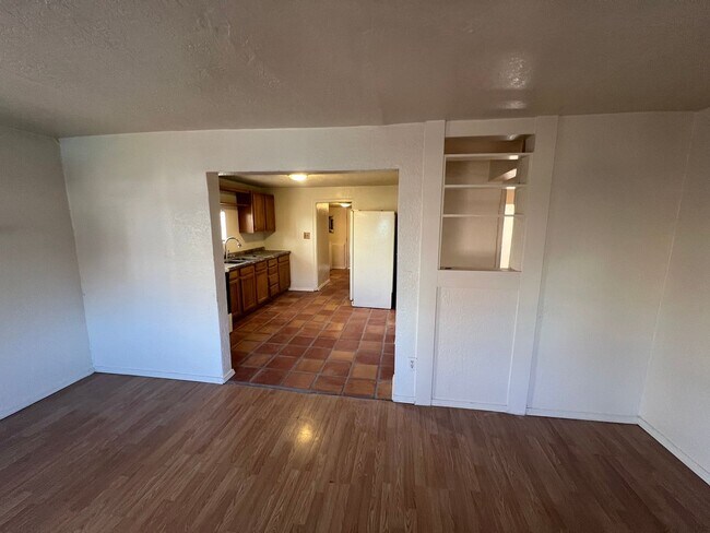 Foto del edificio - OLD TOWN 2 Bedroom 1 Bath