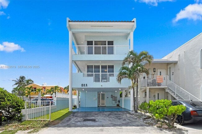 Foto del edificio - 311 N Surf Rd