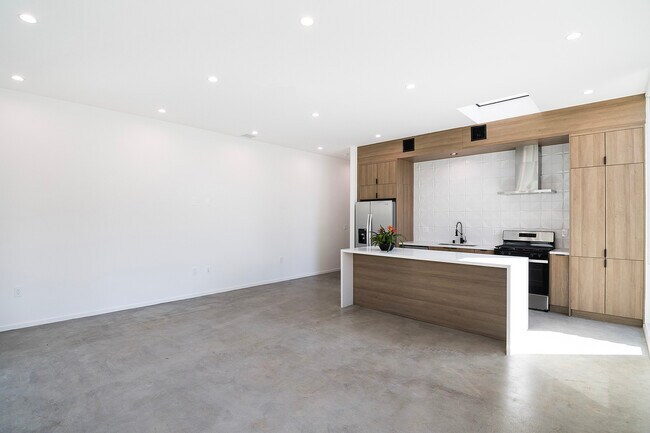 Foto del edificio - 4610 Franklin Ave