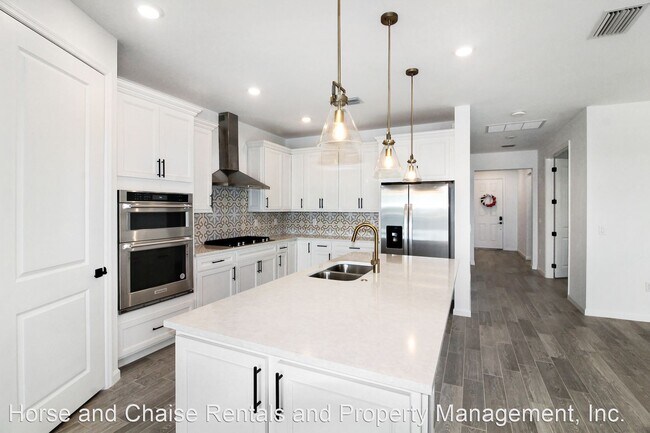 Building Photo - 3 br, 3 bath House - 25513 Royal Tern Ln.