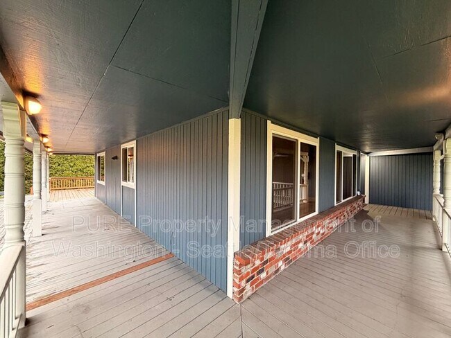 Foto del edificio - 18417 40th Ave E