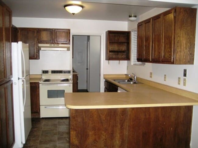 Building Photo - 3-BR Duplex in Santa Clara
