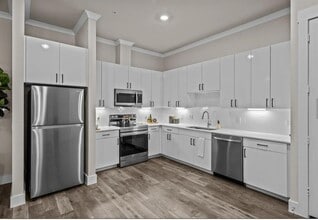 Building Photo - 865 Limmer Loop